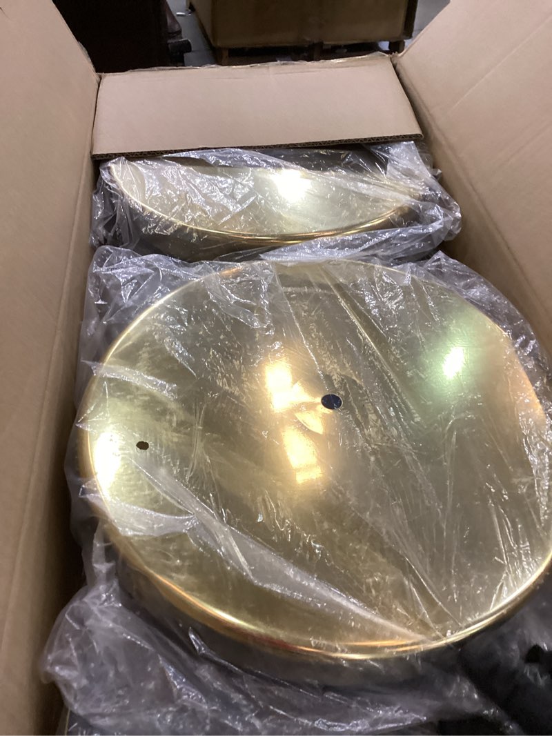 https://lotting-media.assets.bidfta.com/lotting_daf3911f-d8eb-47b5-b9da-09c0a2eca06d