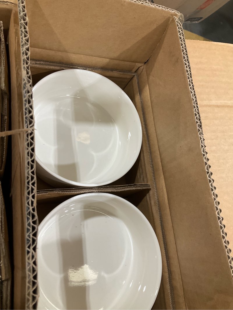 Condition photo showing New/Like New for MALACASA 18 Pieces Porcelain Dinnerware Set, Modern White Dish Set for 6, Premium Serving Plates and Bowls Sets, Chip and Scratch Resistant Dishware Sets Kitchen Dishes Dining Ware Set, Series LEAH Ivory White 18 Piece (Service for 6)