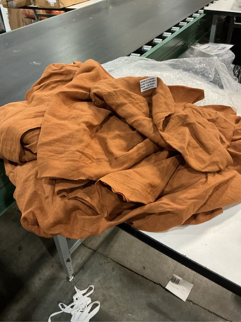 Condition photo showing Good Condition for quince double flange duvet cover st king / cal ki terracotta