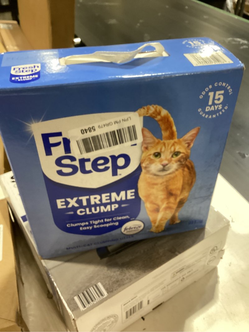 Condition photo showing New/Like New for fresh step extreme multi cat clumping litter with febreze freshness, low dust, odor control with ammonia block tech, compatible in automatic litter boxes, 14 lb. box mountain spring 14lb (pack of 1)