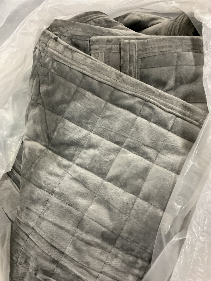 Condition photo showing Good Condition for RECYCO Luxury Velvet Quilt Set King Size Bedding Sets, Ultra Soft Velvet Comforter Set, Lightweight Channel Box Stitch Oversized Bedspread Coverlet for All Season, with 2 Shams, Charcoal Gray King/Cal King (108" x 92") Charcoal Gray