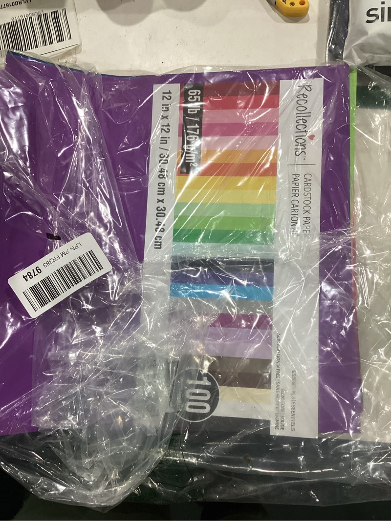 Condition photo showing Good Condition for 100 sheets colored cardstock - 20 colors 12 x 12 inch card stock for paper crafts,christmas cards making,scrapbooking,paper starter kit for kids/adults in home/party/school supplies 65lb/180gsm uap10 20 colours 100 sheets [12"×12"]