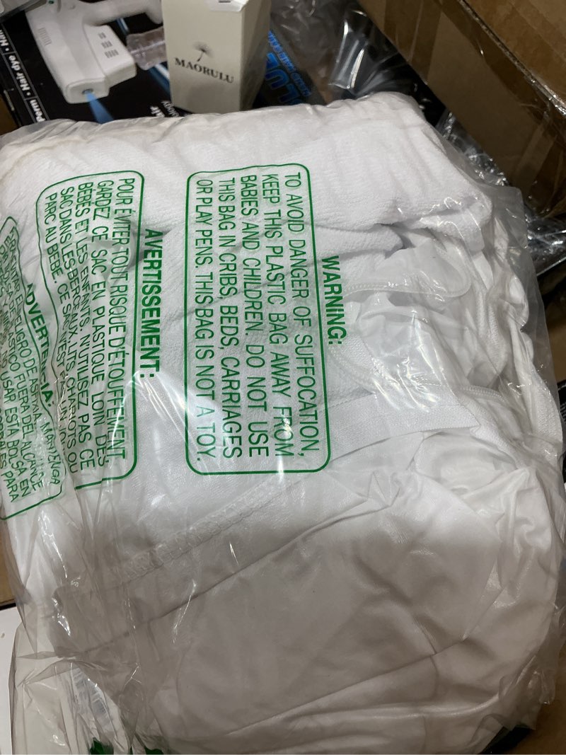 Condition photo showing New/Like New for moonsea queen mattress protector zippered (10/11/12/13/14 inchs), soft terry surface mattress encasement, 6-side waterproof mattress cover for kids, well zipper, noiseless, for queen mattress 60 * 80 1 queen