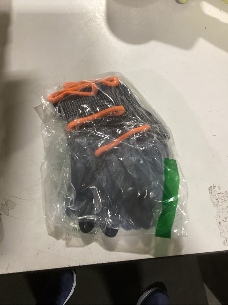 Condition photo showing As Is for schwer ansi a9 high level cut resistant gloves, black 2 pairs?s? 2 pairs small black