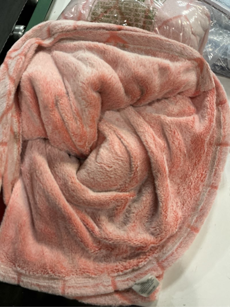 Condition photo showing Good Condition for bedsure gentlesoft fleece blankets king size pink - valentines blanket soft lightweight plush cozy fuzzy luxury microfiber throws, 108x90 inches