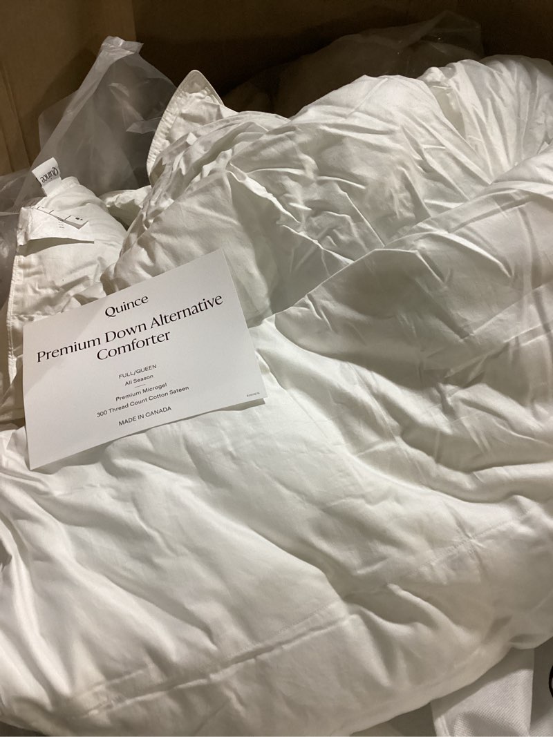Condition photo showing Good Condition for premium down alternative comforter full/queen all season color white