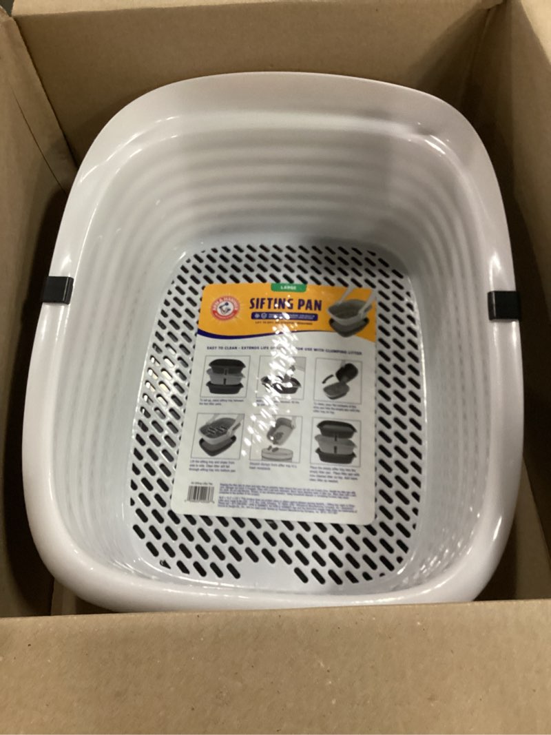 Condition photo showing Good Condition for arm & hammer large sifting litter box scoop free cat litter tray with microban, made in usa