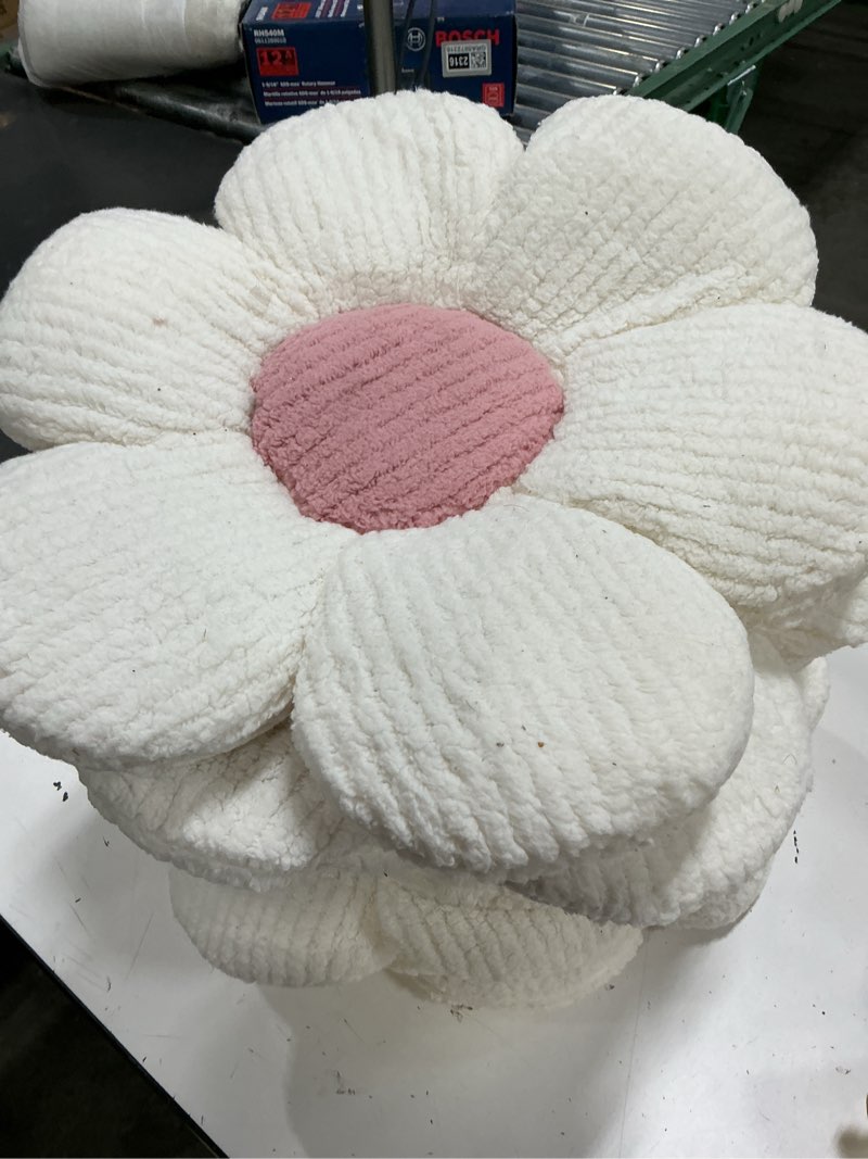 Condition photo showing Good Condition for beeveer 10 pcs cute flower pillow 15.75 inch flower plush throw pillow aesthetic decorative seating cushion for spring back to school first day of school sofa couch bed decor(monochrome,white) monochrome style white