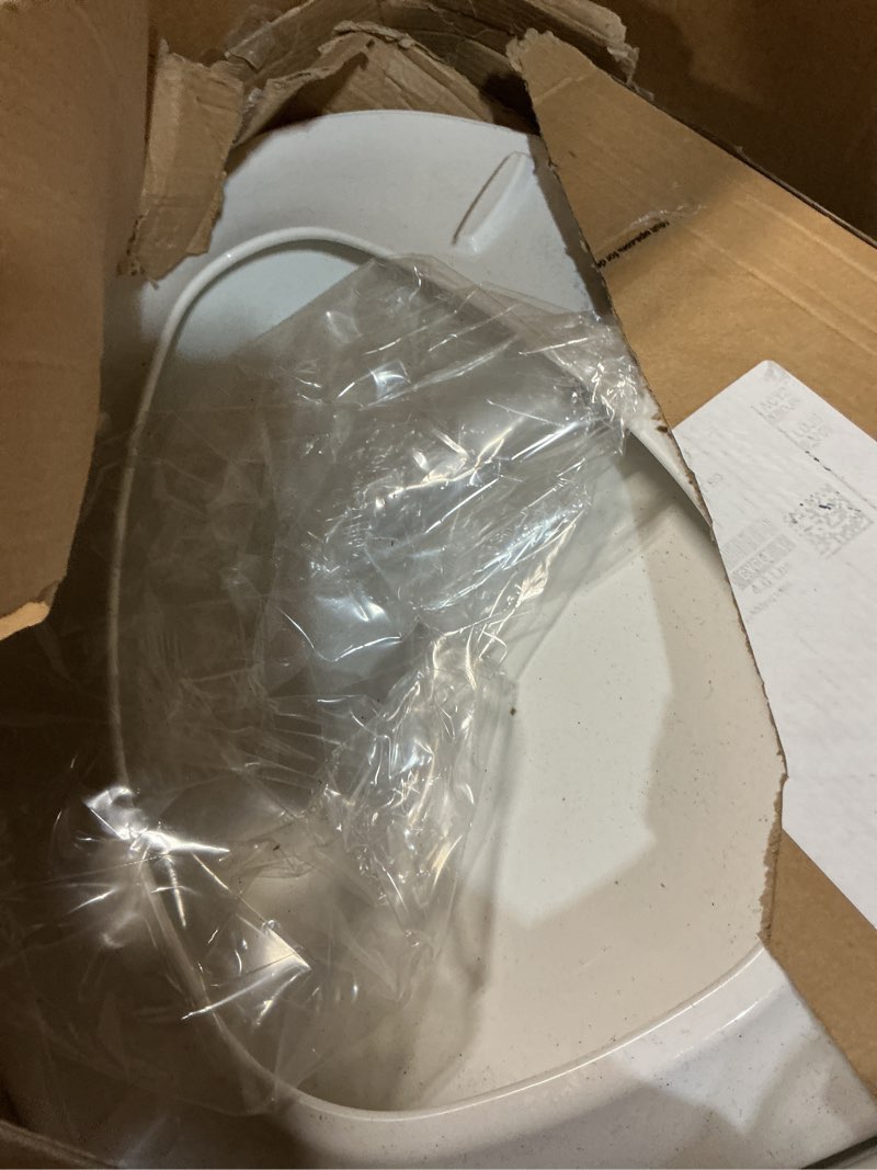 Condition photo showing Good Condition for highcraft premium round toilet seat with slow-close design, adjustable hinges & quick removal mechanism - molded plastic toilet seat - fits standard round toilets - toilet seat in bone/beige round bone