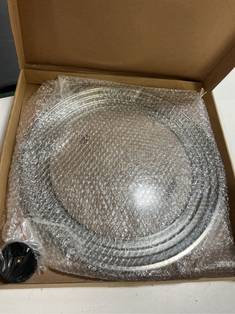 Condition photo showing New/Like New for 13-14-15 in universal pan lid, extra large stainless steel pot lid for pots, pans, skillets, replacement frying pan lid with heat resistant silicone knob, dishwasher safe 13", 14" & 15"