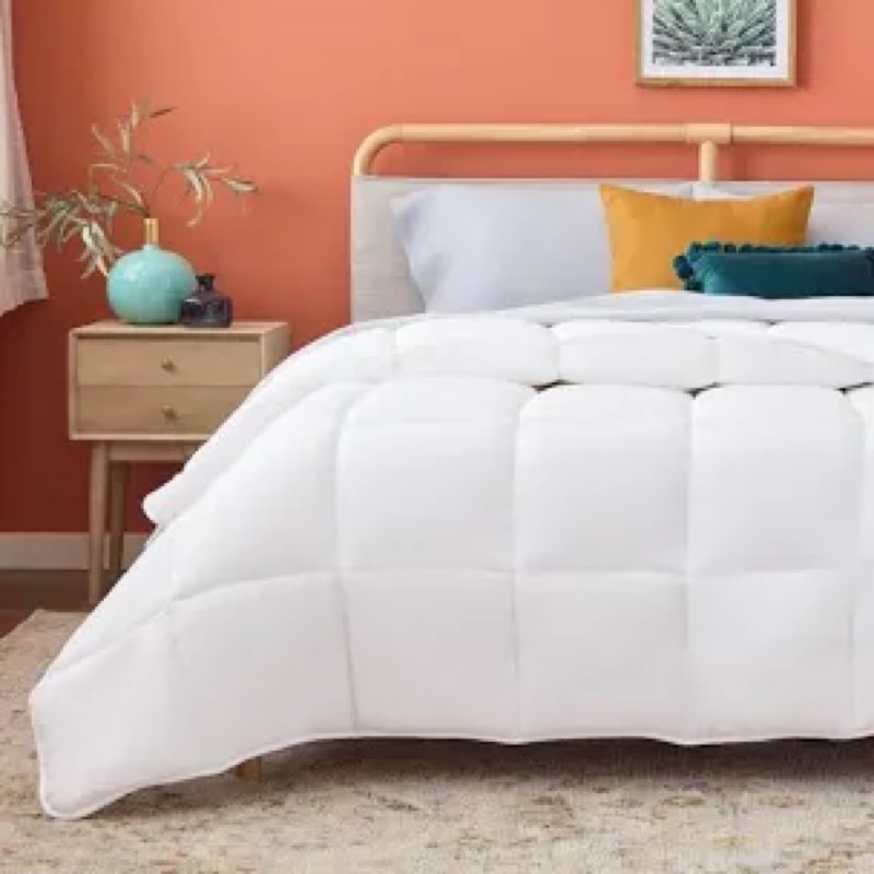 linenspa white down alternative comforter and duvet insert - all-season comforter with box stitch and 8 duvet loops - bedding for kids, teens, and adults - queen