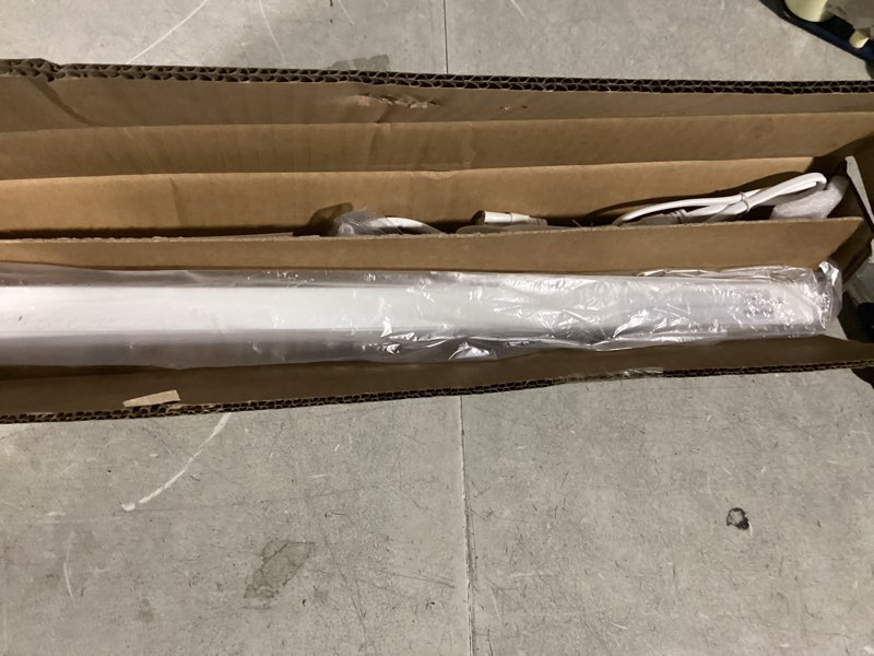 Condition photo showing Good Condition for (2 Pack 4FT T5 LED Shop Light,6500K,20W,2300LM(Super Bright White) Linkable LED Integrated Fixture,Garage Ceiling and Cabinet Light,Strip Light,Corded Electric with ON/Off Switch