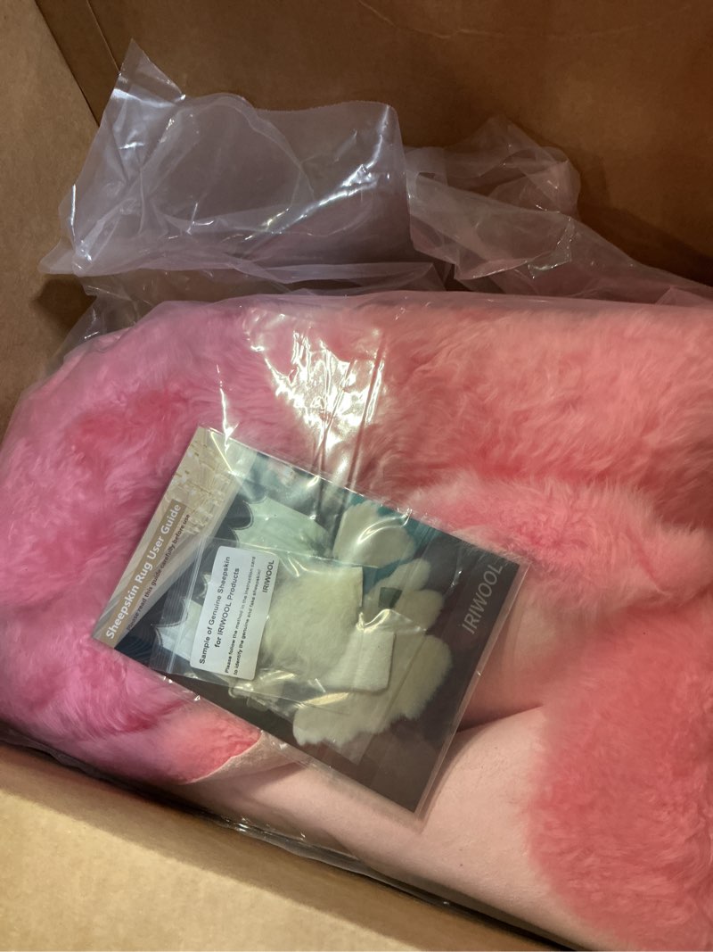 Condition photo showing New/Like New for Premium Genuine Fur Sheepskin Rug Real Australia Sheepskin Natural Luxury Fluffy Lambskin Fur Area Rug Seat Covers for Kids Bedroom Sofa Chair Cover (Pink, Double Pelt/2ft x 6ft) 2' x 6' (Sheepskin shape) Pink