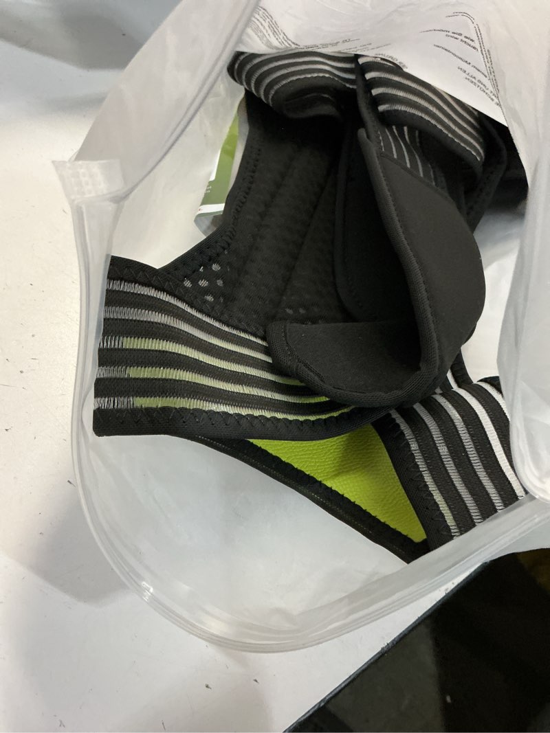 Condition photo showing Good Condition for posture corrector for women and men, invisible full back support brace with enhanced breathable mesh, shoulder straightener for back & neck pain relief, scoliosis & posture improvement, medium black m (waist 30.70"-37.79")