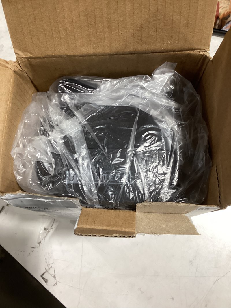 Condition photo showing Good Condition for utilitech 500 -watt ceramic compact personal indoor electric space heater