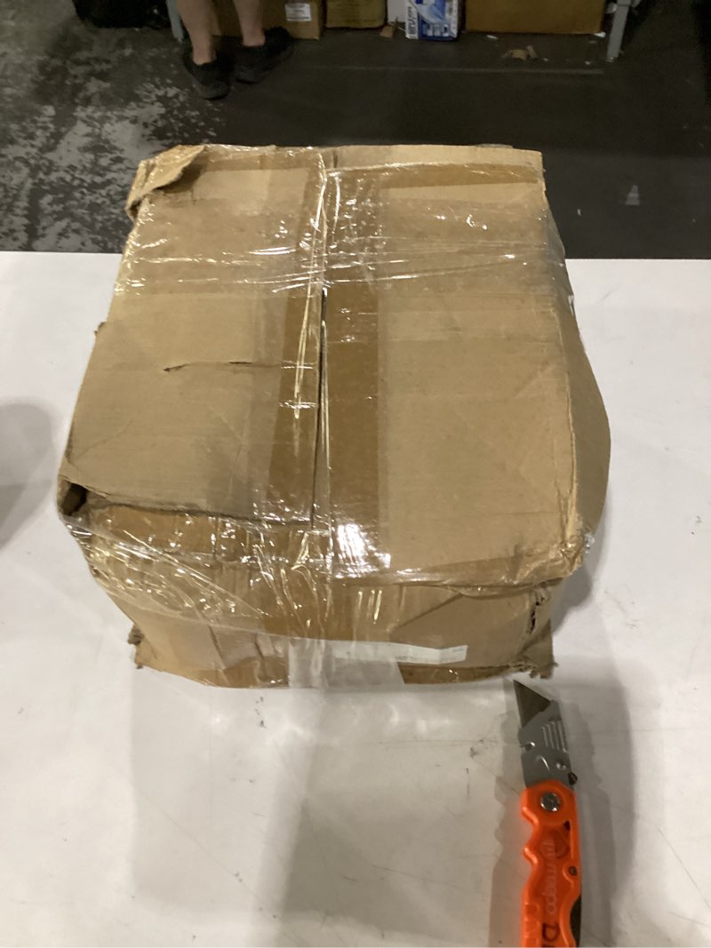 Condition photo showing Good Condition for outdoor garden lights 4 pack 