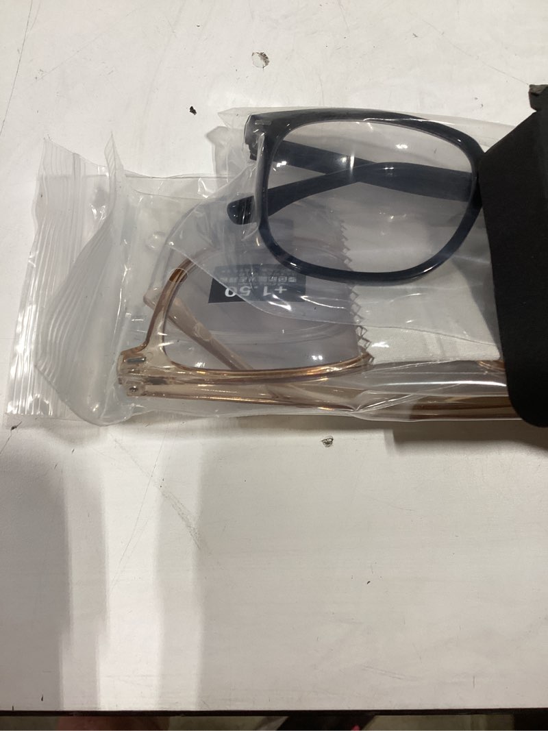 Condition photo showing Good Condition for reading glasses for women men 3 pack blue light blocking photochromic lens readers uv ray filter sun readers mixed color 1.5 x
