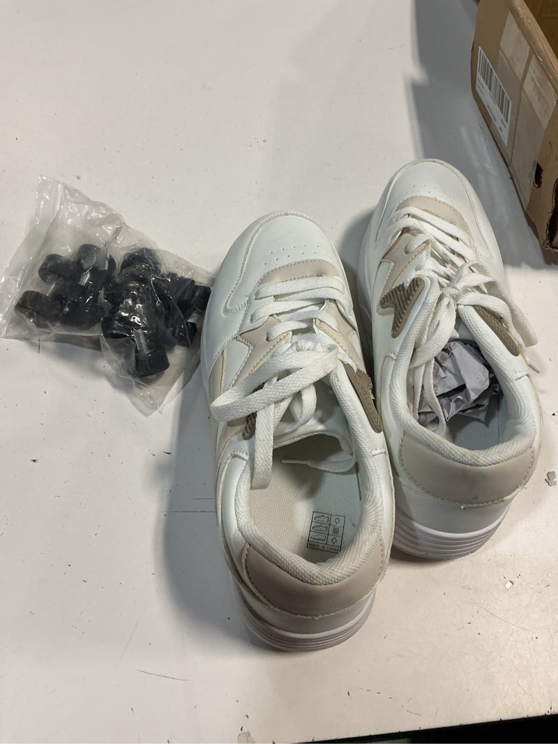 Condition photo showing Good Condition for kids roller shoes for girls boys, 4-wheel removable roller skates sneakers beginners wheeled sports shoes outdoor fitness trainers size 9 