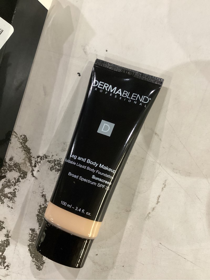 Condition photo showing Good Condition for dermablend leg and body makeup foundation with spf 25, 20n light natural, 3.4 fl. oz.