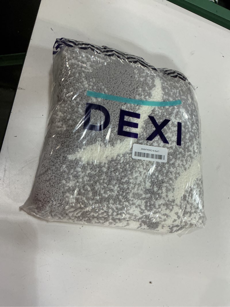 Condition photo showing New/Like New for dexi bathroom rug mat 24x43, soft and absorbent marble bath mat, non slip machine washable bath rugs for shower floor, tub, sink, grey 2' x 3'7" (rectangular) grey