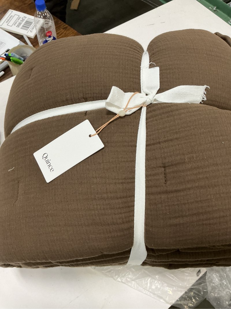 Condition photo showing New/Like New for organic cotton gauze dream quilt queen chocolate