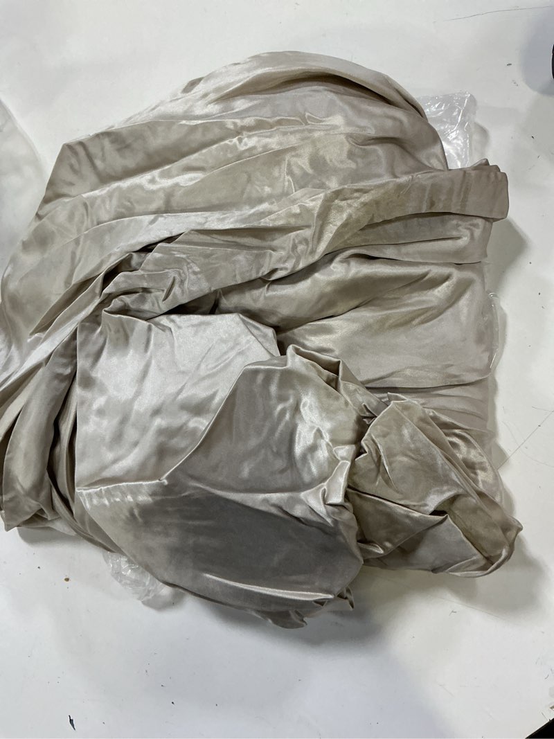 Condition photo showing As Is for quince mulberry silk sheet set, queen, champagne