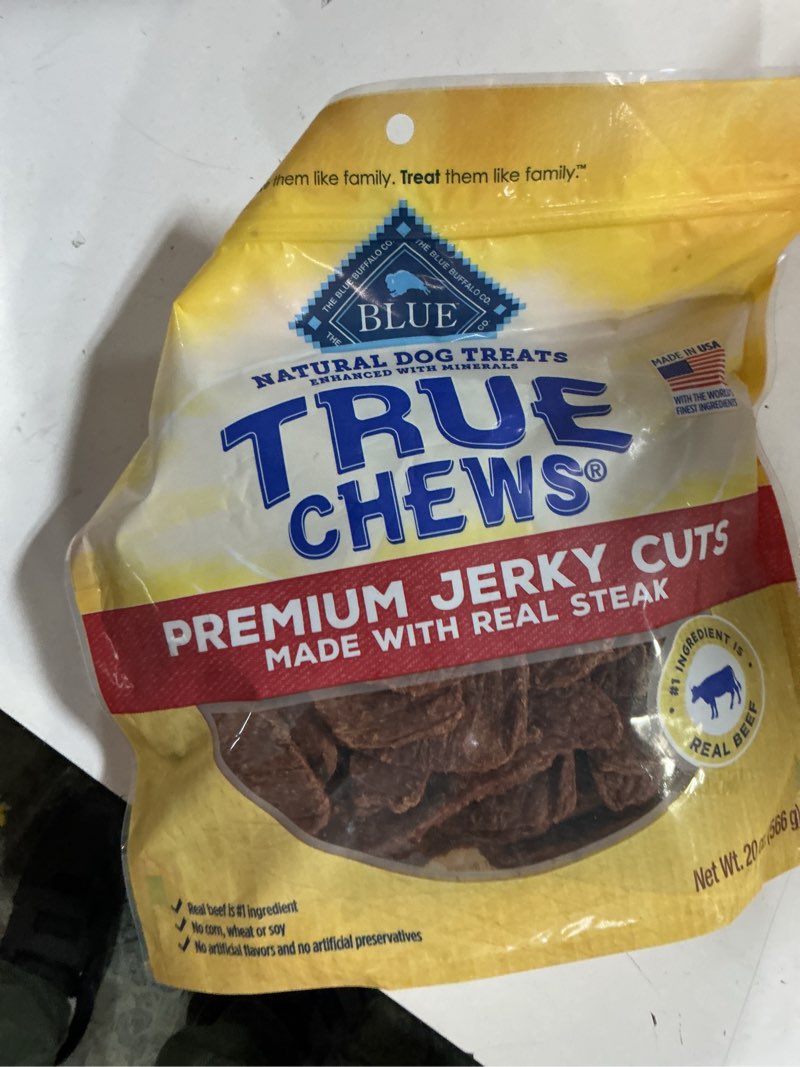 Condition photo showing New/Like New for ((B.B.Y 11 MAY /2026))Blue Buffalo True Chews Premium Jerky Cuts Dog Treats, Made in the USA with Natural Ingredients, Beef, 20-oz Bag Steak 1.25 Pound (Pack of 1)