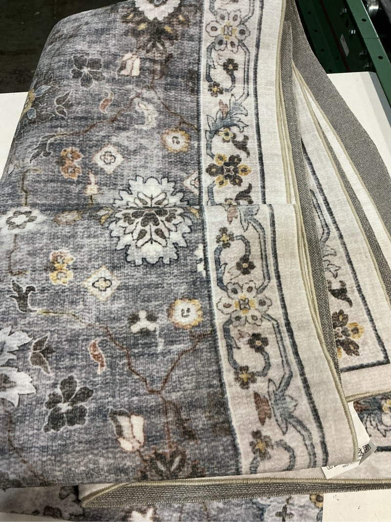 Condition photo showing Good Condition for Area rug