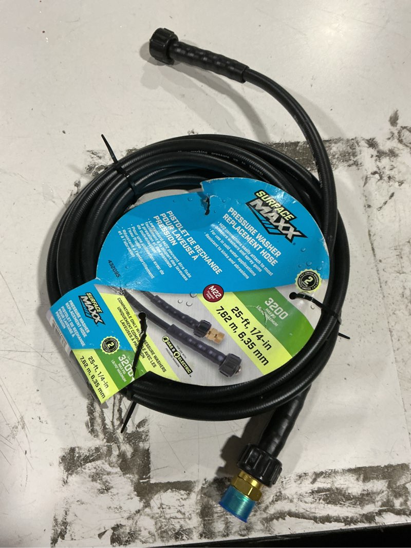 Condition photo showing Good Condition for surfacemaxx 1/4-in x 25-ft, 3200 psi pressure washer hose