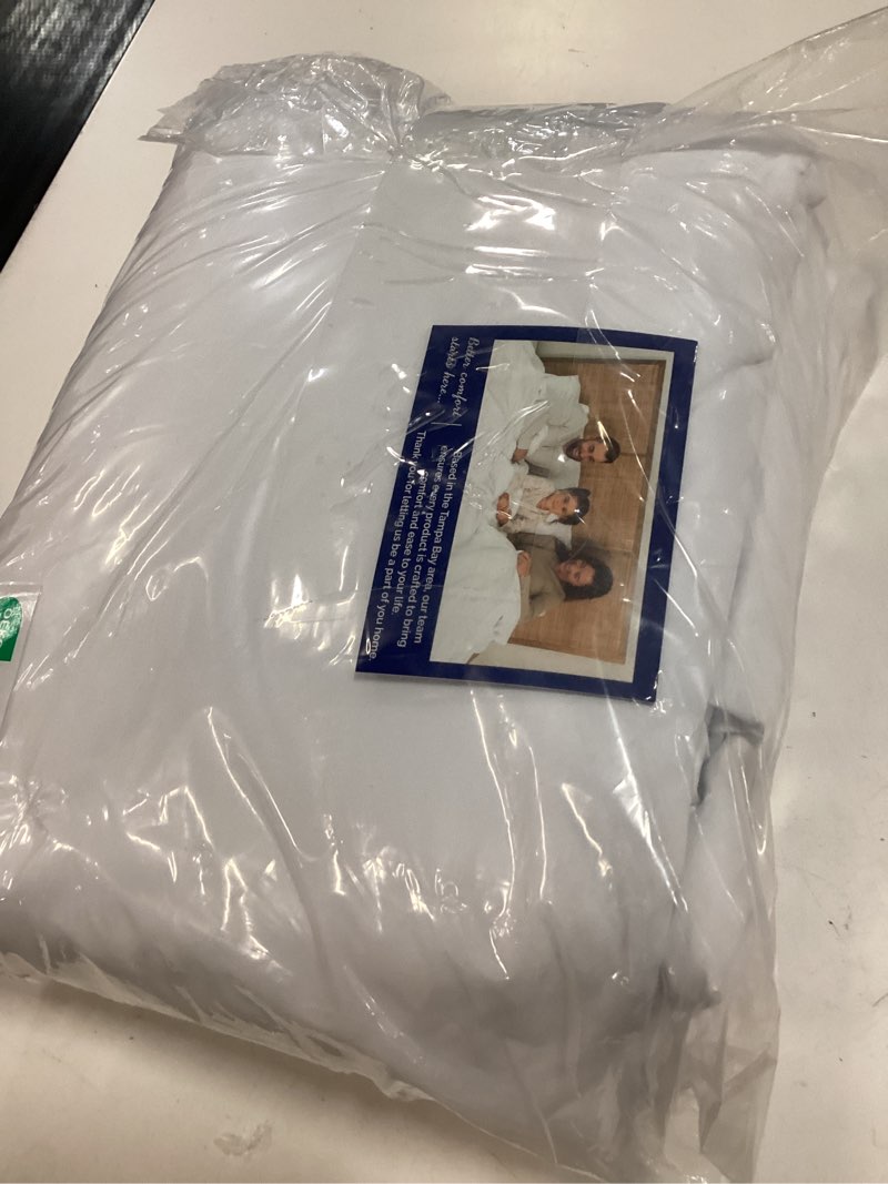 Condition photo showing New/Like New for extra thick heavyweight queen size 4 piece sheet set – high end super luxury bed set – premium heavyweight hotel quality sheets with deep pockets - easy-fit - ultra-soft, warm & wrinkle free - white 01 - white queen