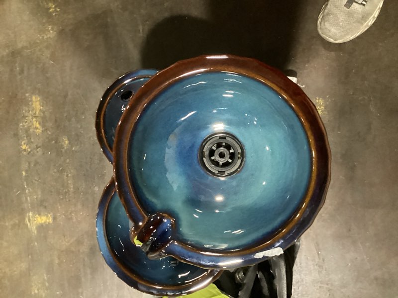 Condition photo showing As Is for incomplete hardware.. style selections 21.5-in h ceramic electric powered
