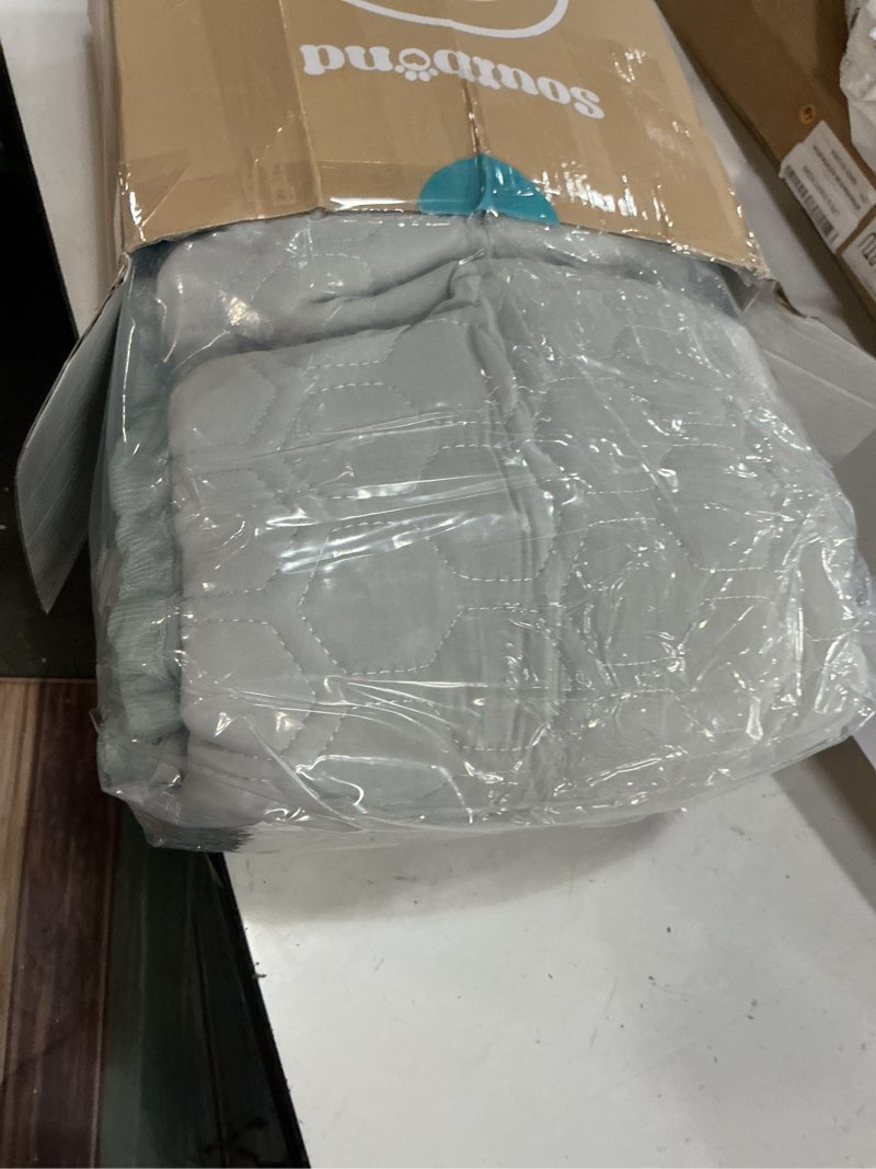 Condition photo showing New/Like New for soulbond cooling mat for xlarge dogs - 50"x60" washable machine cooling pad for puppy, qmax>0.3, anti-slip bottom, portable summer cool pet bed pad for outdoor/indoor/cars/travel use, light gray light gray 50" x 60" (x-large)