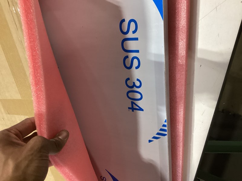 Condition photo showing Good Condition for 304 stainless steel cutting board – stainless steel kitchen chopping boards non-slip, dishwasher safe – ideal for meat, vegetables, fruits, bread & baking – commercial & home use (23.6 * 15.7in) 23.6"l x 15.7"w