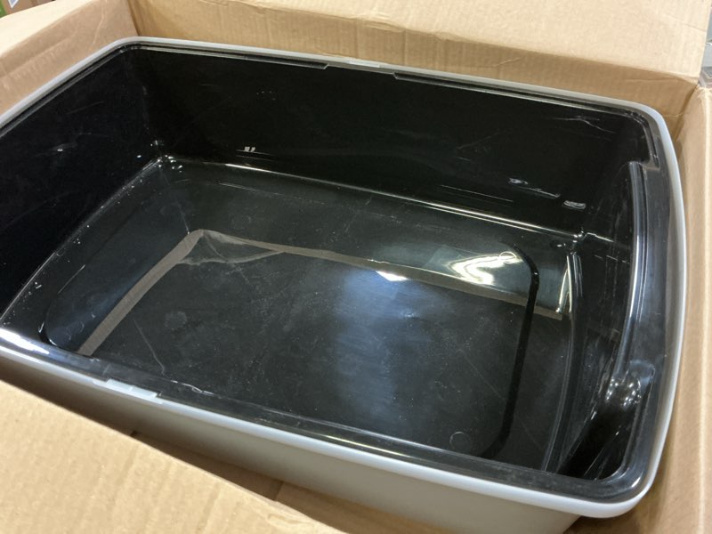 Condition photo showing Good Condition for iris usa cat litter box xx-large open top with high sided walls tall scatter shield scoop included easy clean plastic pan for big cats kittens multi-cat households 30"l x 20"w x 14"h black xxl black