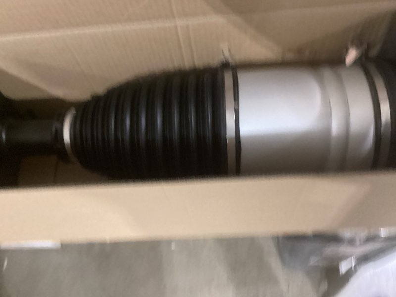 Condition photo showing Good Condition for VIGOR Air Shock Absorbers for 2013-2018 Dodge Ram 1500 and 2019-2020 Ram 1500 Classic Pickup Trucks Car Front Air Struts, OE Replace 4877147AA, 4877147AB, 4877147AC