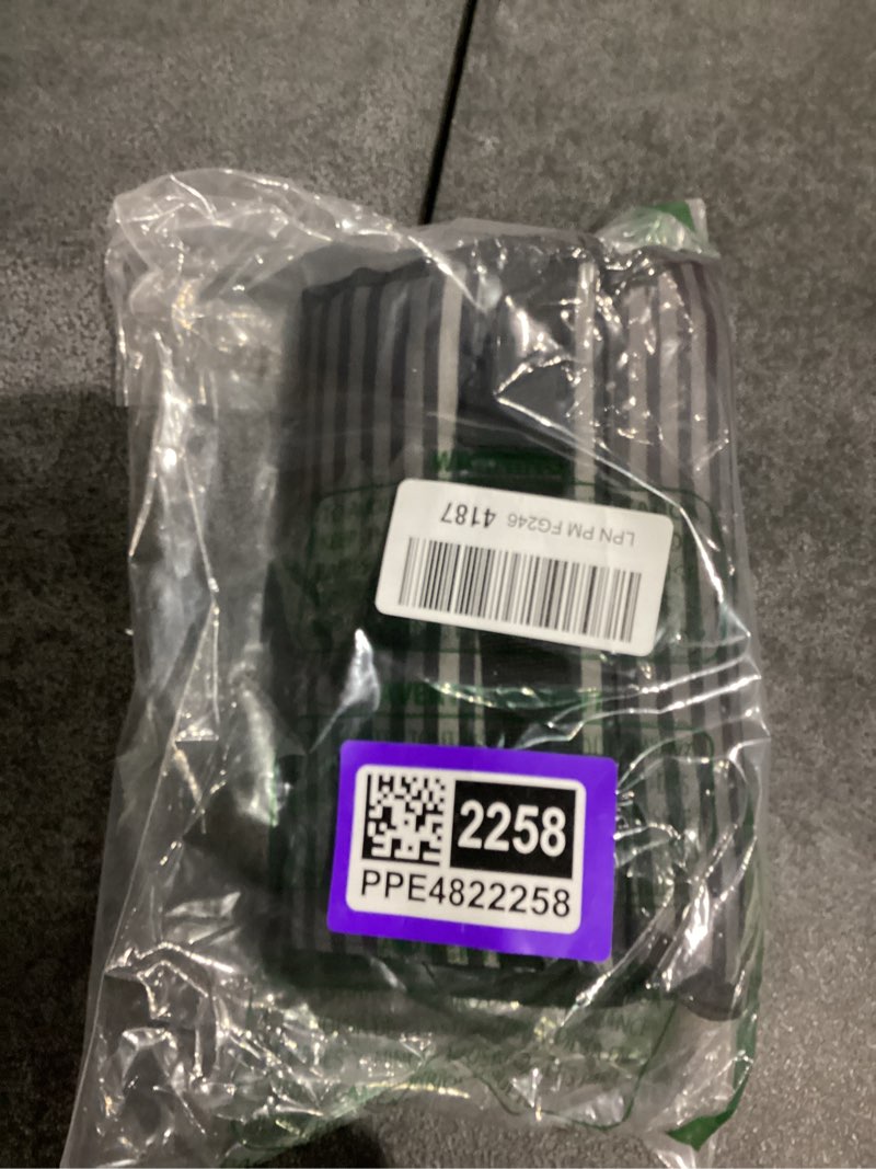 Condition photo showing Good Condition for PackIt Freezable Lunch Bag with Zip Closure, Gray Stripe Gray Stripes