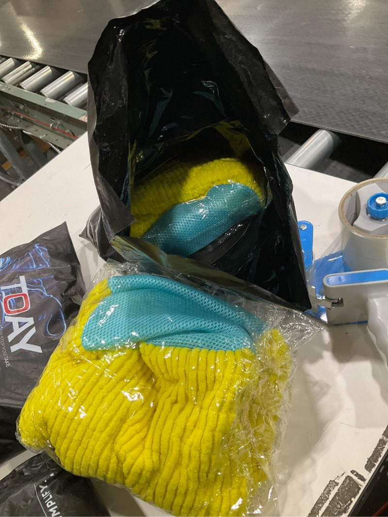 Condition photo showing Good Condition for Laundry Shoe Bag for Washing Machine 2 Pcs, Reusable Shoe Washing Machine Bag for Washer and Dryer with Bonus Brush – Microfiber Sneakers Shoes Laundry Bag with Zipper, Tennis, Gym, Trainers