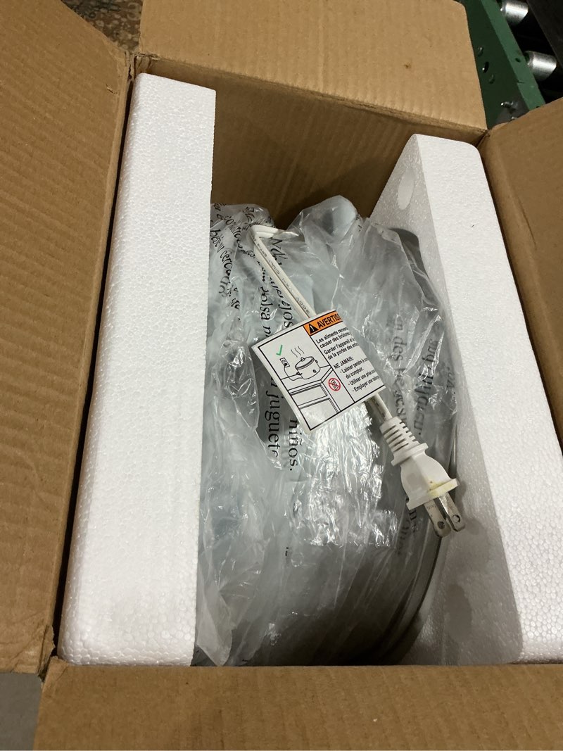 Condition photo showing Good Condition for Crock-Pot® Manual Design Series 4.5 Quart Slow Cooker, Macaroon Blue 4.5qt Macaroon