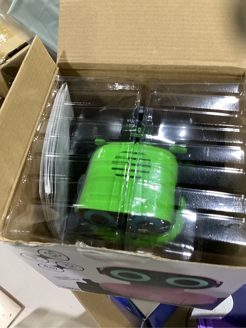 Condition photo showing Good Condition for GILOBABY Robot Toys, Remote Control Robot Toy, RC Robots for Kids with LED Eyes, Flexible Head & Arms, Dance Moves and Music, Birthday Gifts for Boys Ages 3+ Years (Green)
