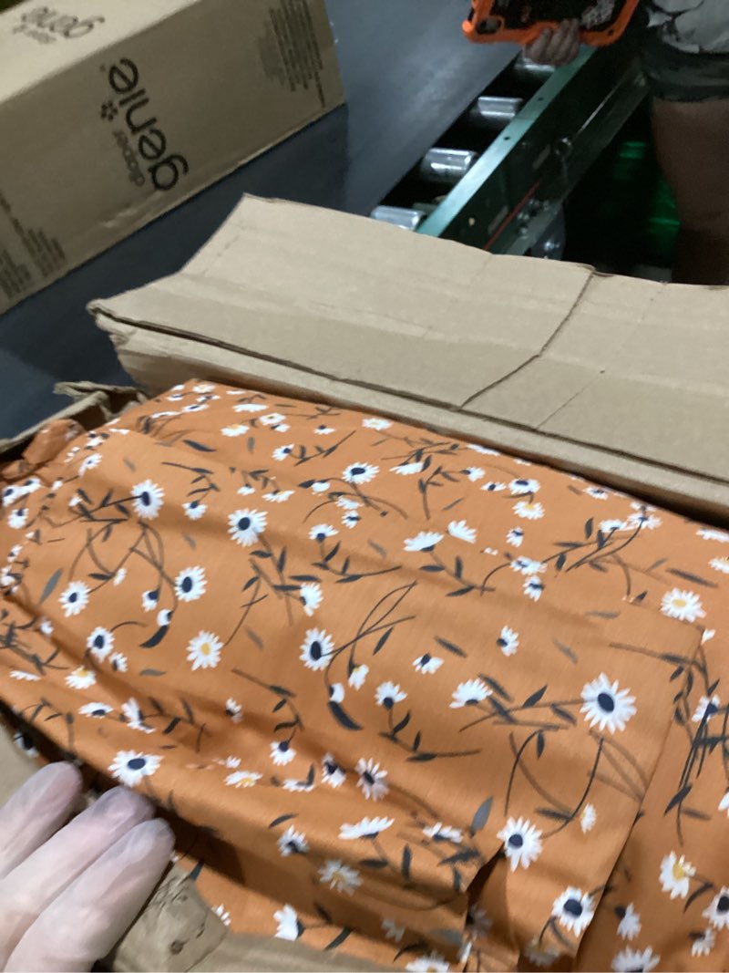 Condition photo showing Good Condition for eavd garden style floral comforter set king orange fluffy soft microfiber fresh chic floral bedding set with 2 pillowcases reversible botanial comforter set for all-season