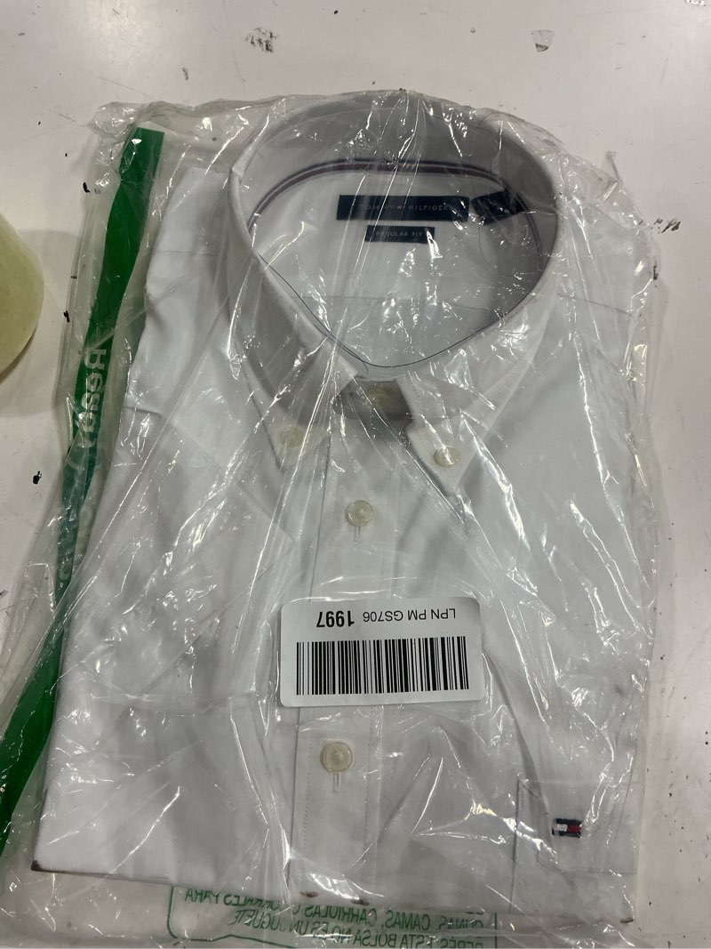 Condition photo showing Good Condition for (sie:16 1/2)tommy hilfiger men's short sleeve button-down shirt, white, 16.5\\\" neck