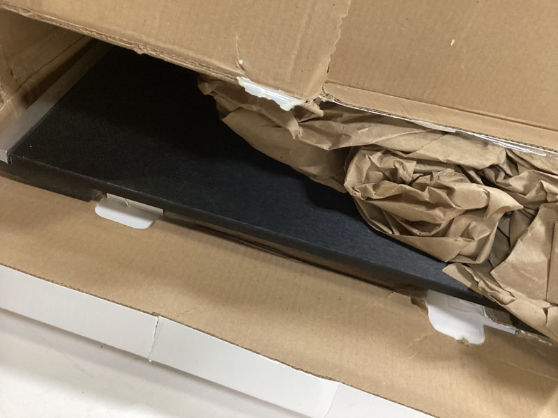 Condition photo showing Good Condition for Nonslip Ultra Slim Hangers (Black)