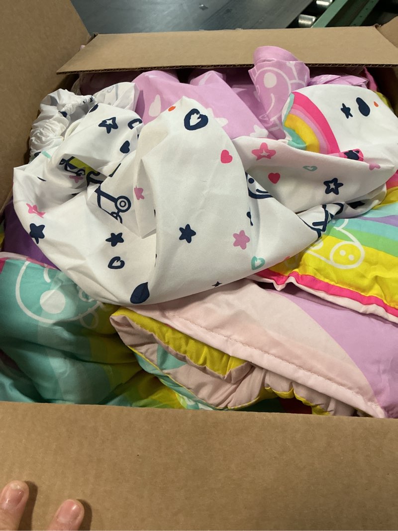 Condition photo showing Good Condition for Franco Kids Bedding Super Soft Comforter and Sheet Set, 5 Piece Full Size, Peppa Pig Peppa Pig 5 Piece Full Size