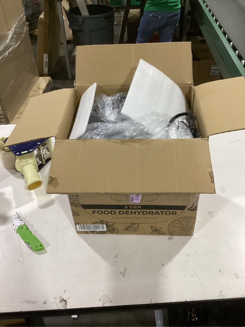 Condition photo showing New/Like New for Elite Gourmet EFD319 Food Dehydrator, 5 BPA-Free 11.4" Trays Adjustable Temperature Controls, Jerky, Herbs, Fruit, Veggies, Dried Snacks, Black