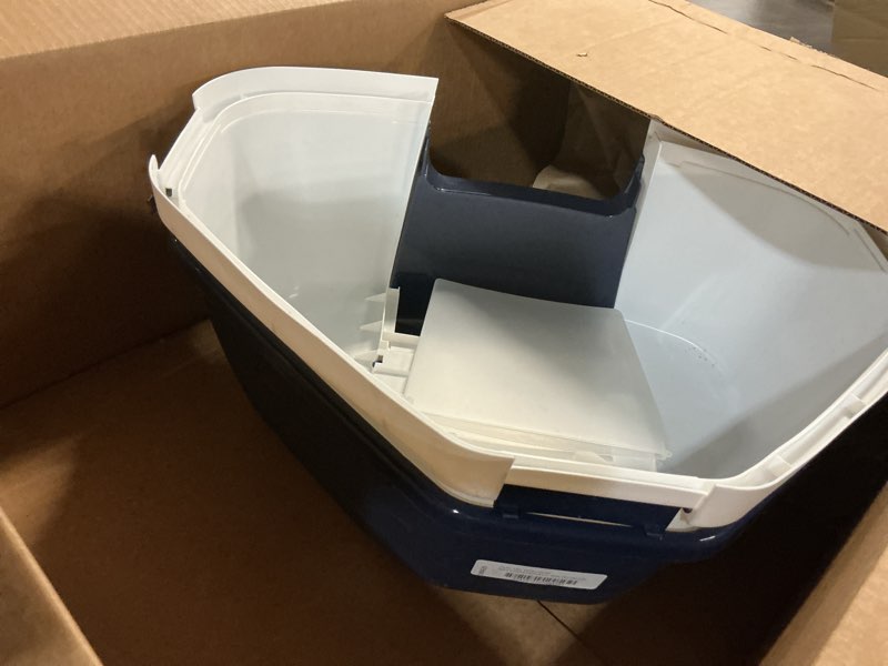 Condition photo showing Good Condition for iris usa corner cat litter box - enclosed corner litter box with scoop, hooded litter tray for corners, space-saving covered litter box, odor defensive, navy/white