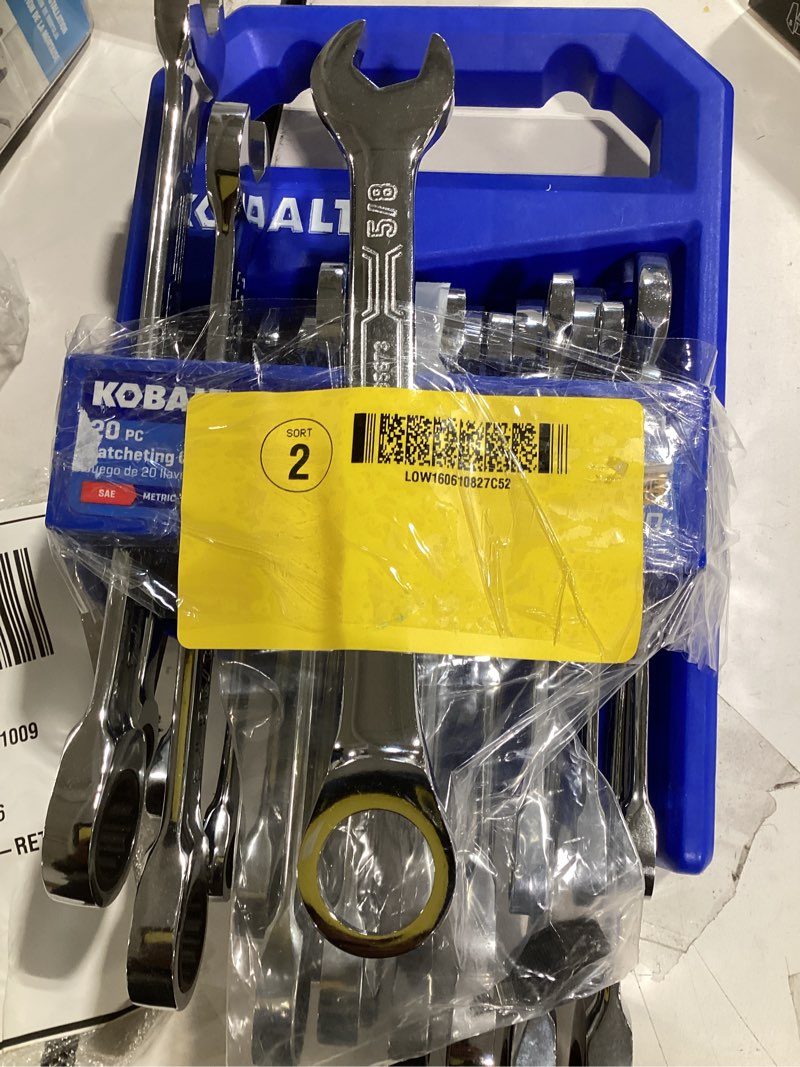 Condition photo showing New/Like New for craftsman 67 -piece metric and standard (sae) mechanics tool set (no case