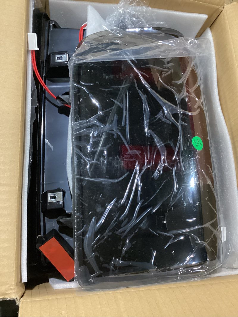 Condition photo showing New/Like New for led tail light + 3rd brake light kit fit for chevy silverado 1500 2500 hd 3500 hd 2007-2014, for gmc sierra 3500 hd 2008-2014 with dual wheel only, 3pcs, smoke lens tail light + 3rd brake light b