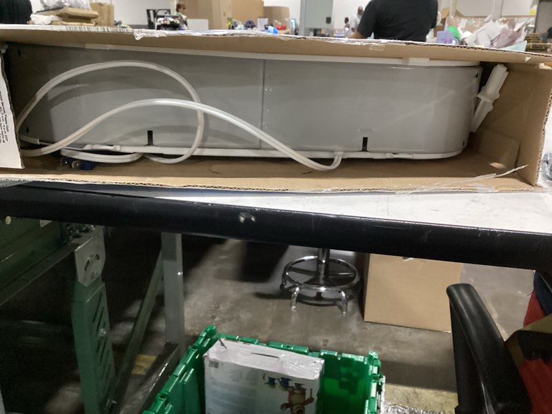 Condition photo showing New/Like New for lasko 20" classic box fan with weather-resistant motor, 3 speeds, 22.5" h, white, b20200, new