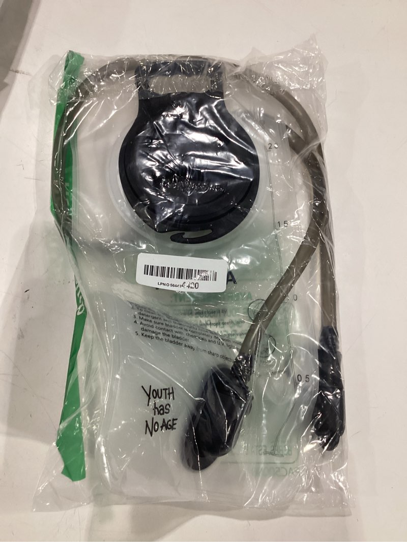 Condition photo showing New/Like New for kureida hydration bladder 2l-3l,leak proof water reservoir,bpa free,wide opening, military water bladder combined with hydration backpacks for biking hiking running camping climbing. 2l - white