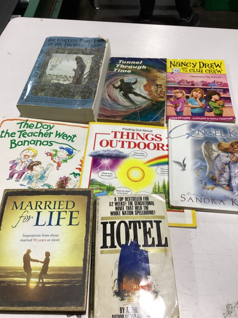 Assortment of books of different styles (Pack of 8)